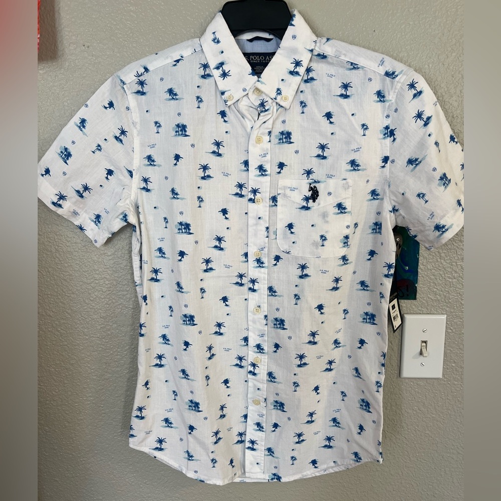 U.S. Polo Assn. Men's Casual White Shirt with Blue Palm Print